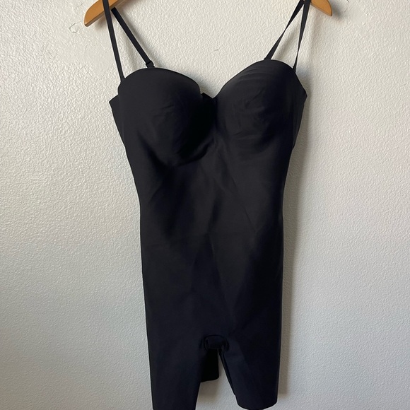 SKIMS BODY CS UNDERWIRE MID THIGH BODYSUIT BD-ONS-9547W Onyx Black Sz L - Picture 2 of 5